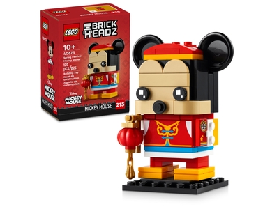 Mickey Mouse costumat in Festivalul Primaverii