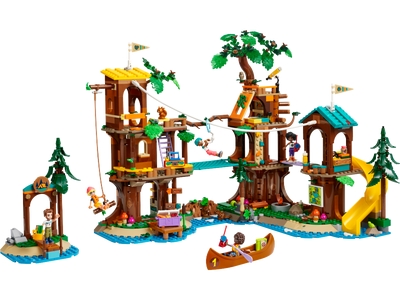Casa din copac din tabara de aventuri