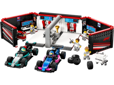 Garaj F1 si masini Mercedes-AMG si Alpine
